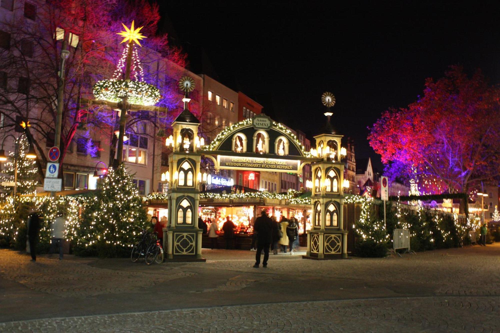 Hotel Roemerhafen Cologne Exterior photo